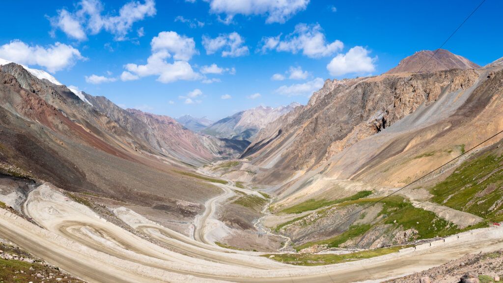 Barskoon pas Kyrgyzstan 