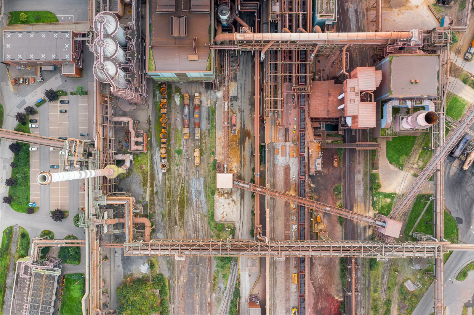 Duisburg – De Thyssenkrupp-staalfabriek recht van boven